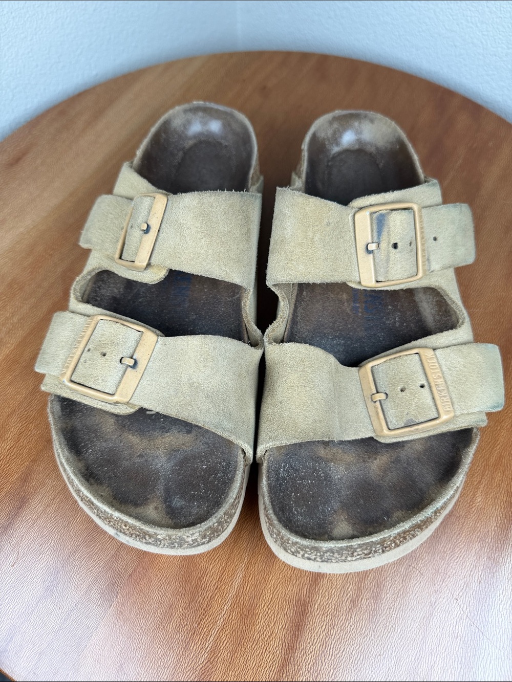 Birkenstock Arizona Sandals USED BEAT UP Size 39/8 Narrow Tan Suede Leather - Picture 2 of 13